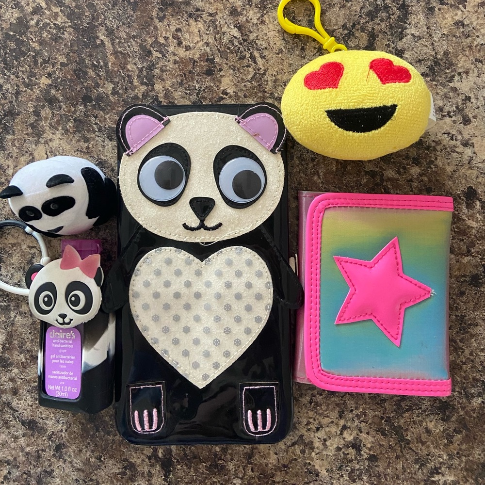 Claire’s Bundle